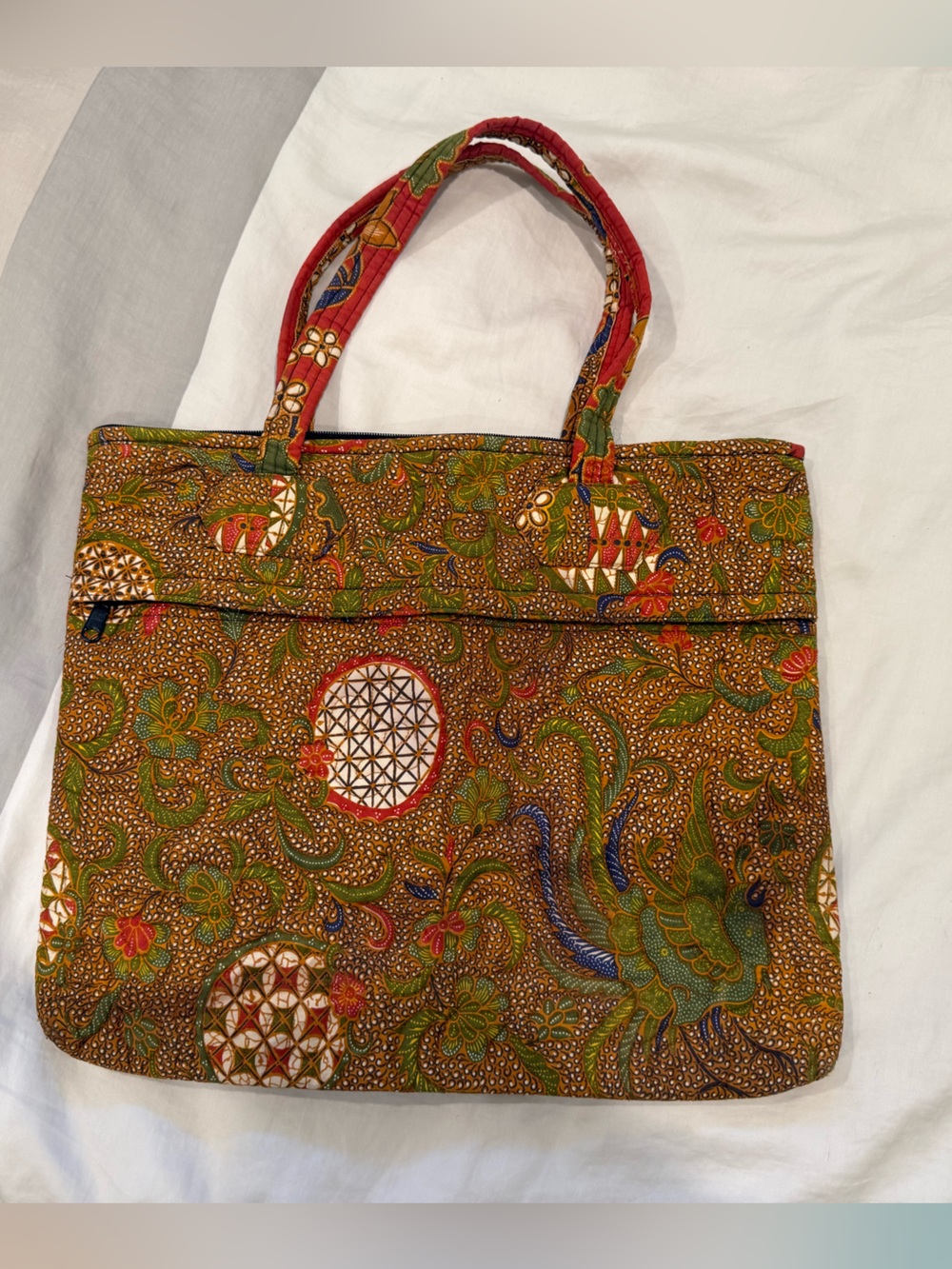 Quilted Bohemian Floral Pattern Tote Bag in Olive Green